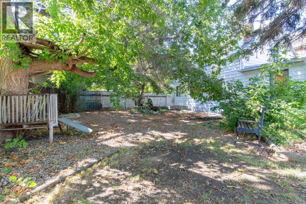 133 14 Street N - Image 31