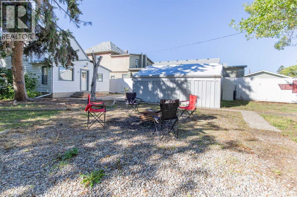 133 14 Street N - Image 30
