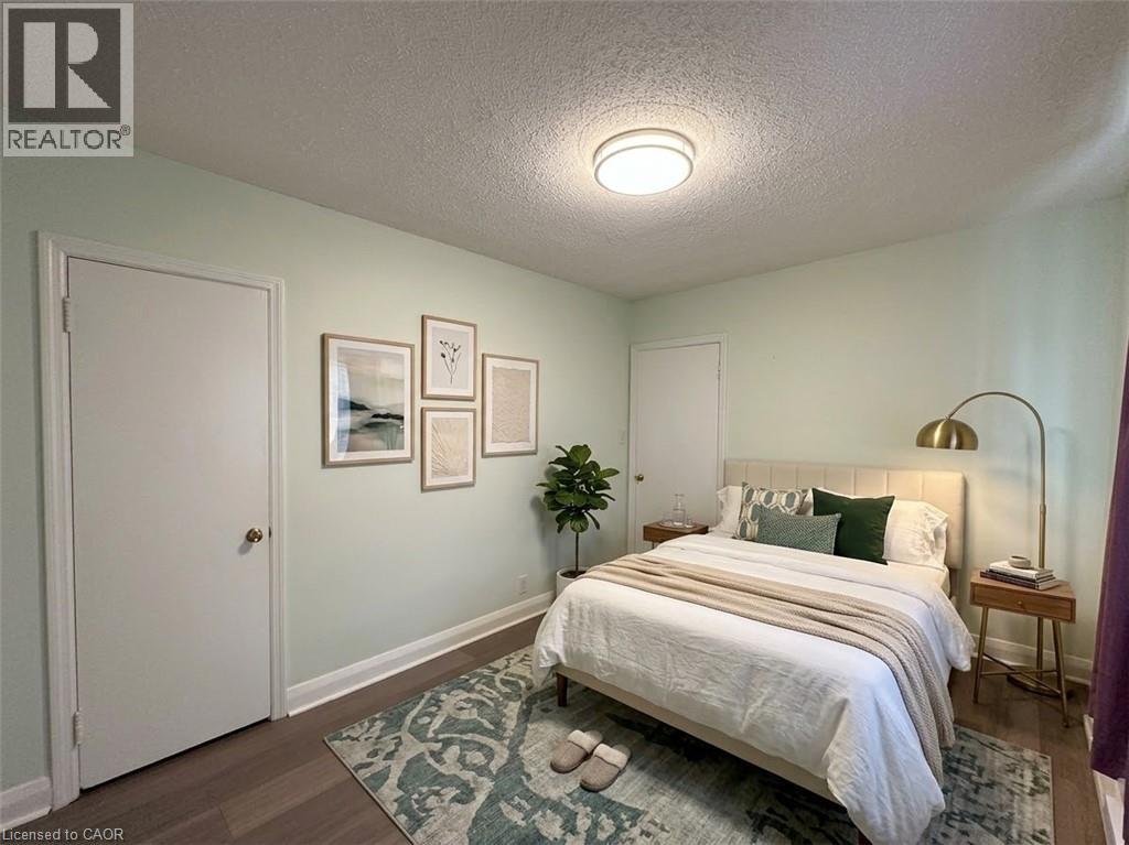6587 ELLIS Road E - 11