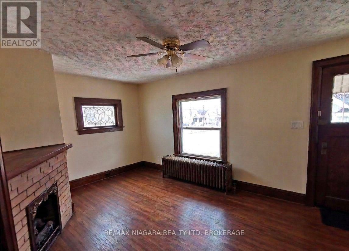 5078-5086 FIFTH AVENUE, Niagara Falls (Cherrywood) — photo 4