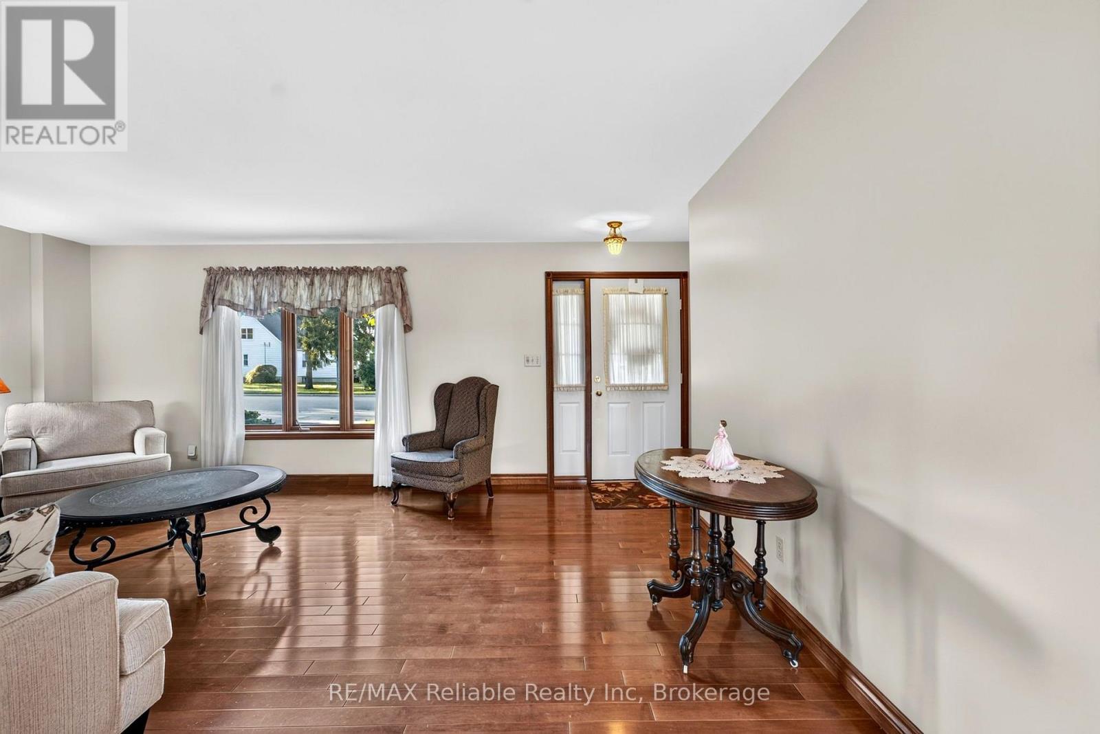 183 SPENCER STREET, Central Huron (Clinton) — photo 5