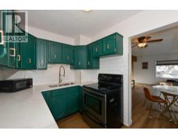 7639 21 Street Se, Calgary, AB T2C0V6 Photo 14