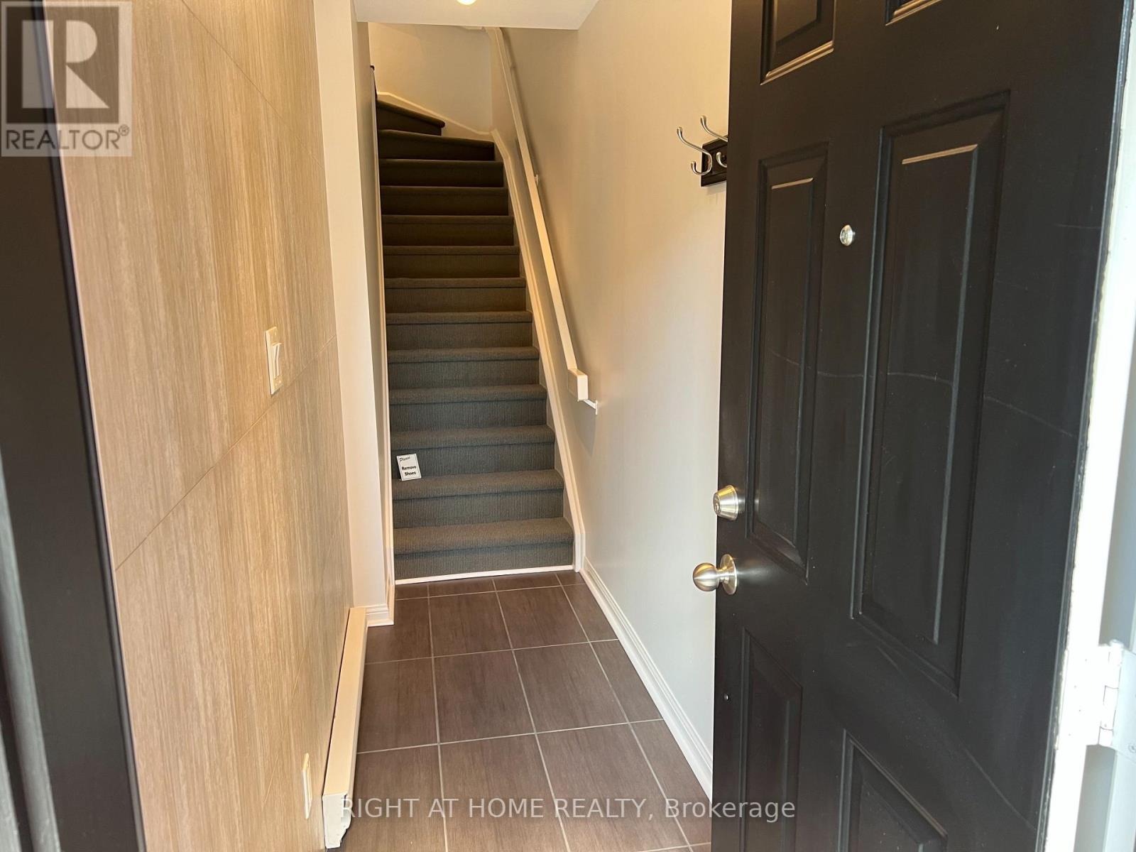 #255 64 DOURO STREET - 2