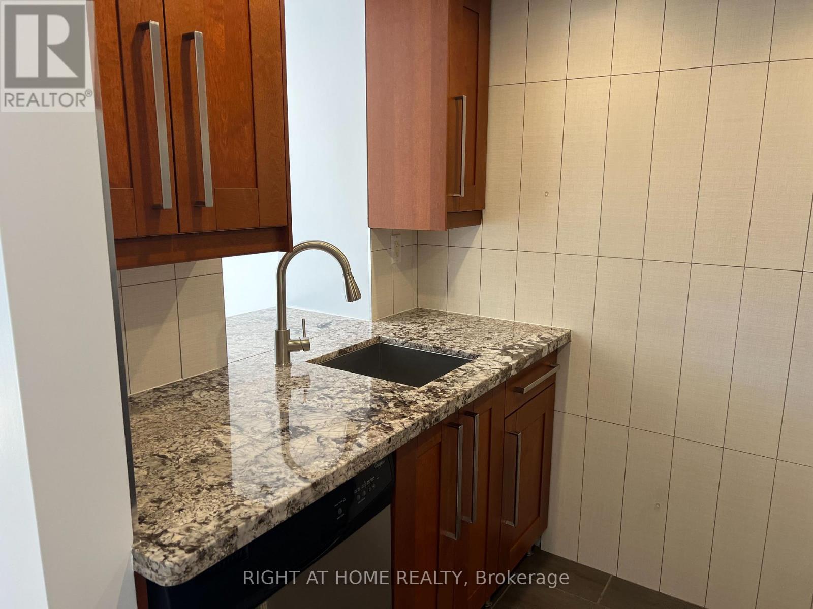255 - 64 DOURO STREET, Toronto (Niagara) — photo 7