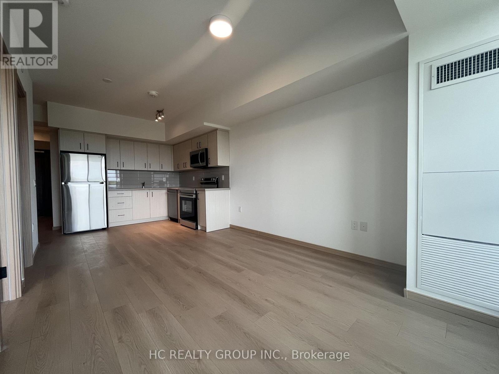#815 3421 SHEPPARD AVENUE E - 12