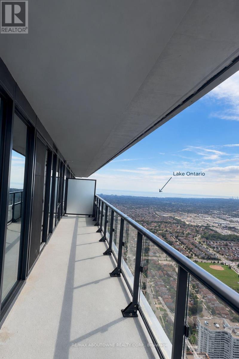 7402 - 448 BURNHAMTHORPE ROAD W, Mississauga (City Centre)
