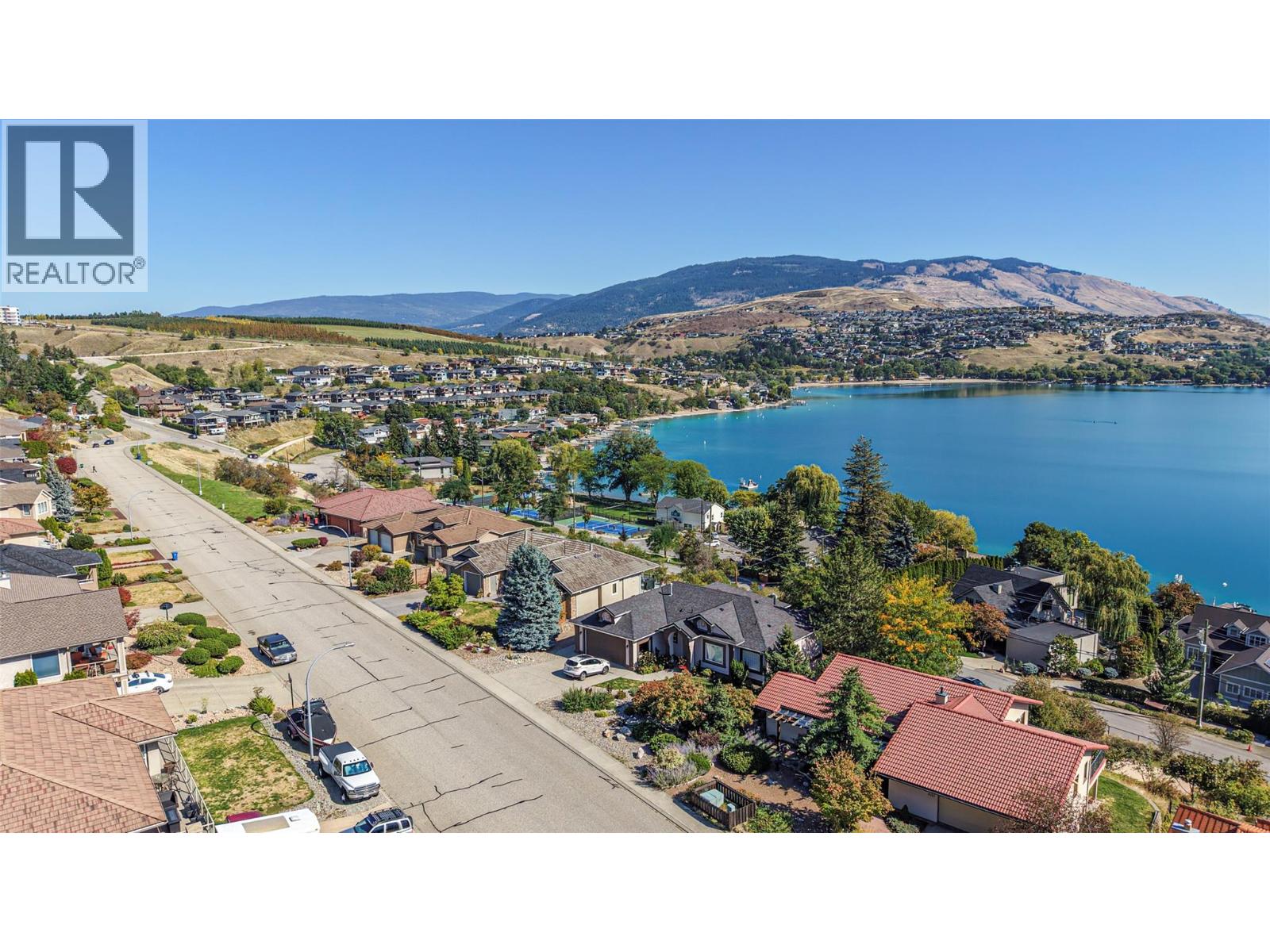 8210 Stoneridge Drive, Coldstream, British Columbia, V1B3M3, Coldstream, British Columbia — photo 4 of 5