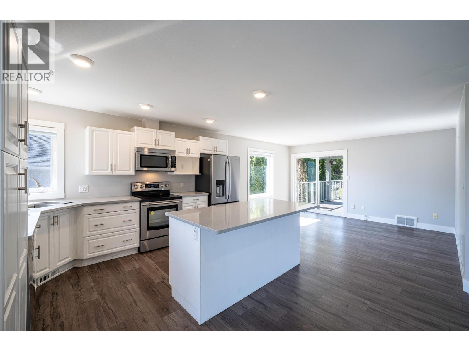 8210 Stoneridge Drive - 24