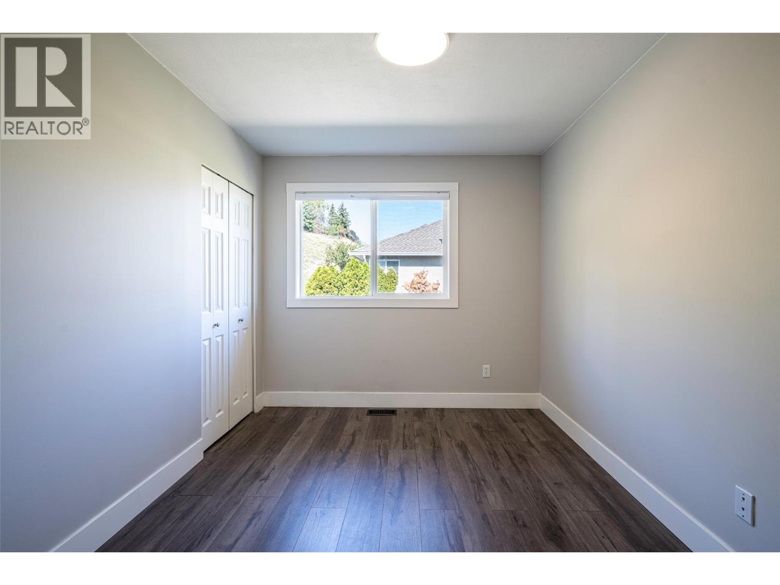 8210 Stoneridge Drive - Image 49