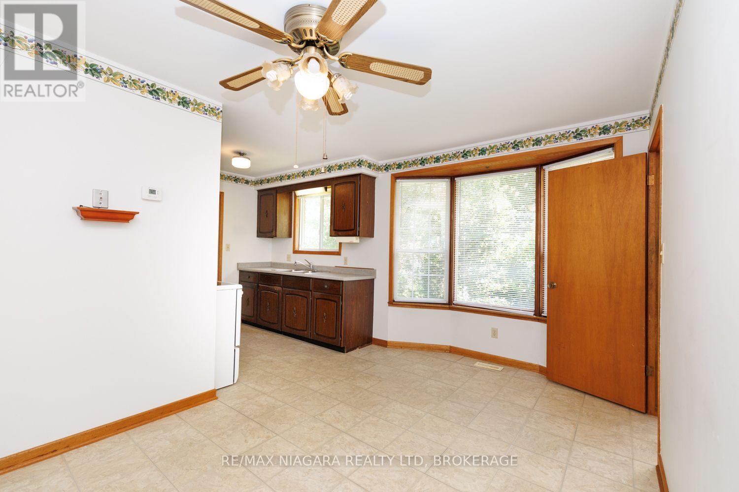 4166 CHIPPAWA PARKWAY, Niagara Falls (Chippawa) — photo 10