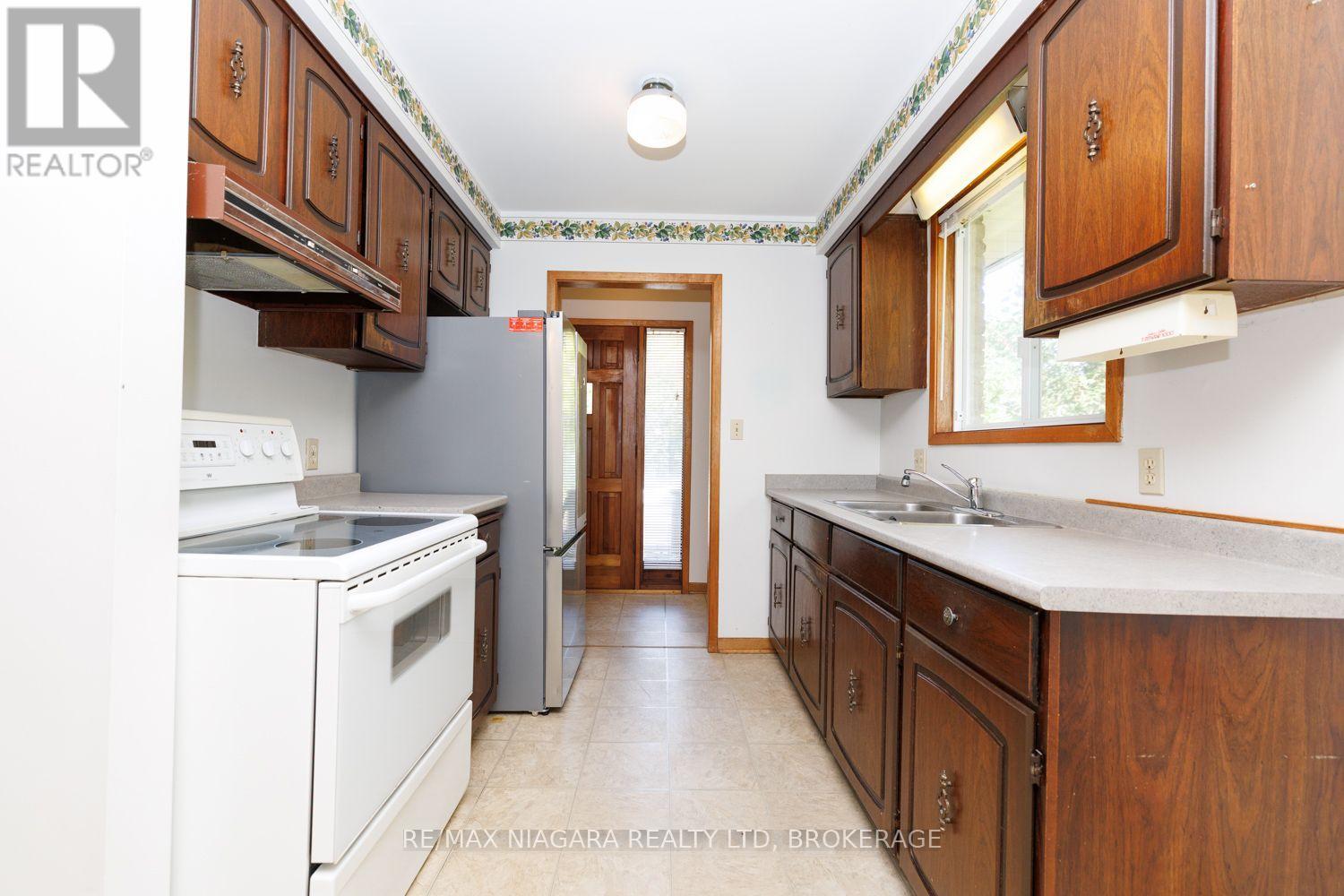 4166 CHIPPAWA PARKWAY, Niagara Falls (Chippawa) — photo 11