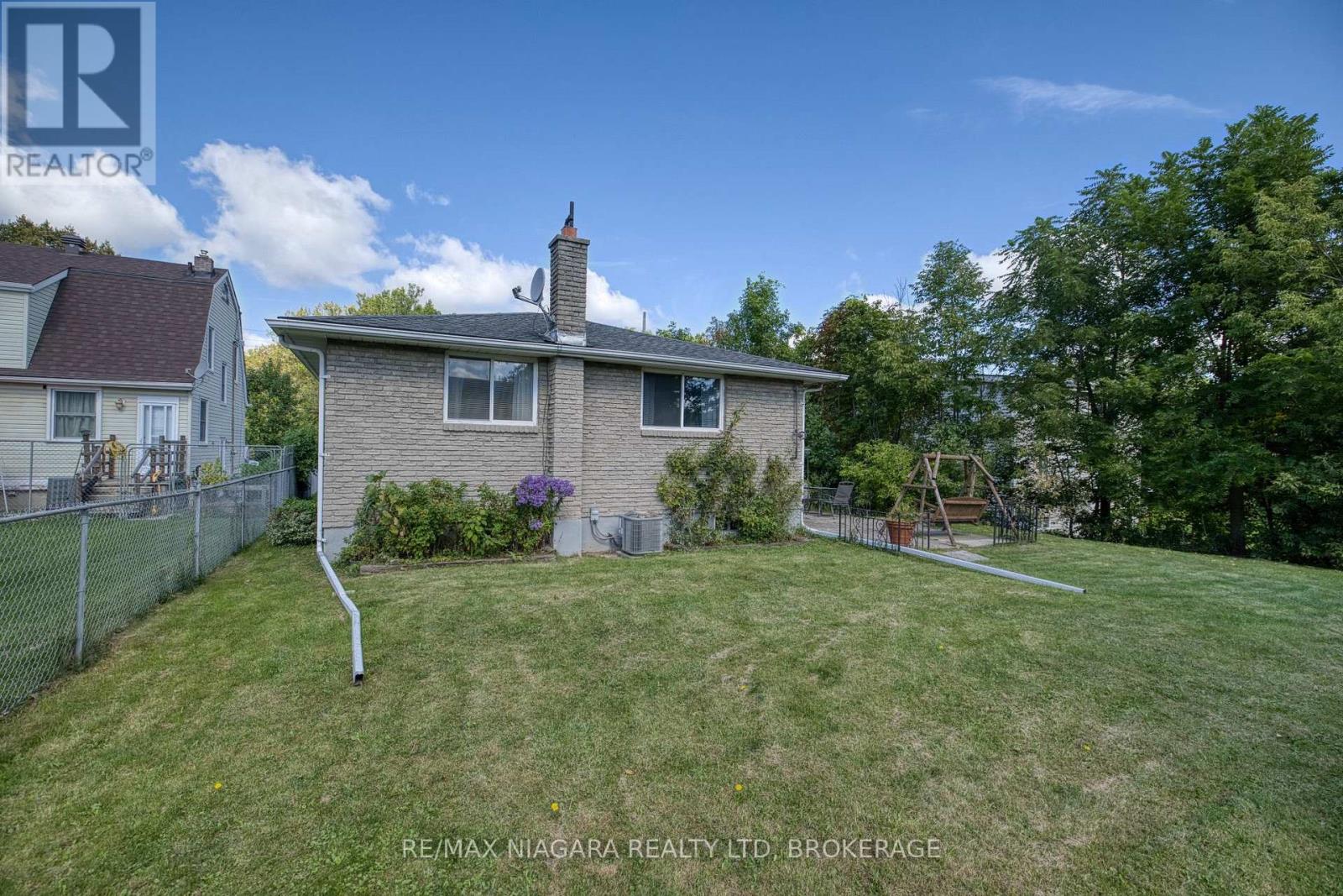 4166 CHIPPAWA PARKWAY - 35