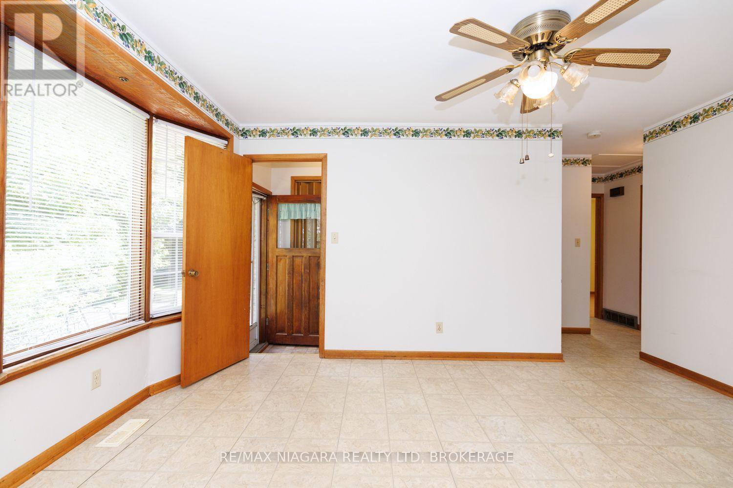 4166 CHIPPAWA PARKWAY, Niagara Falls (Chippawa) — photo 8