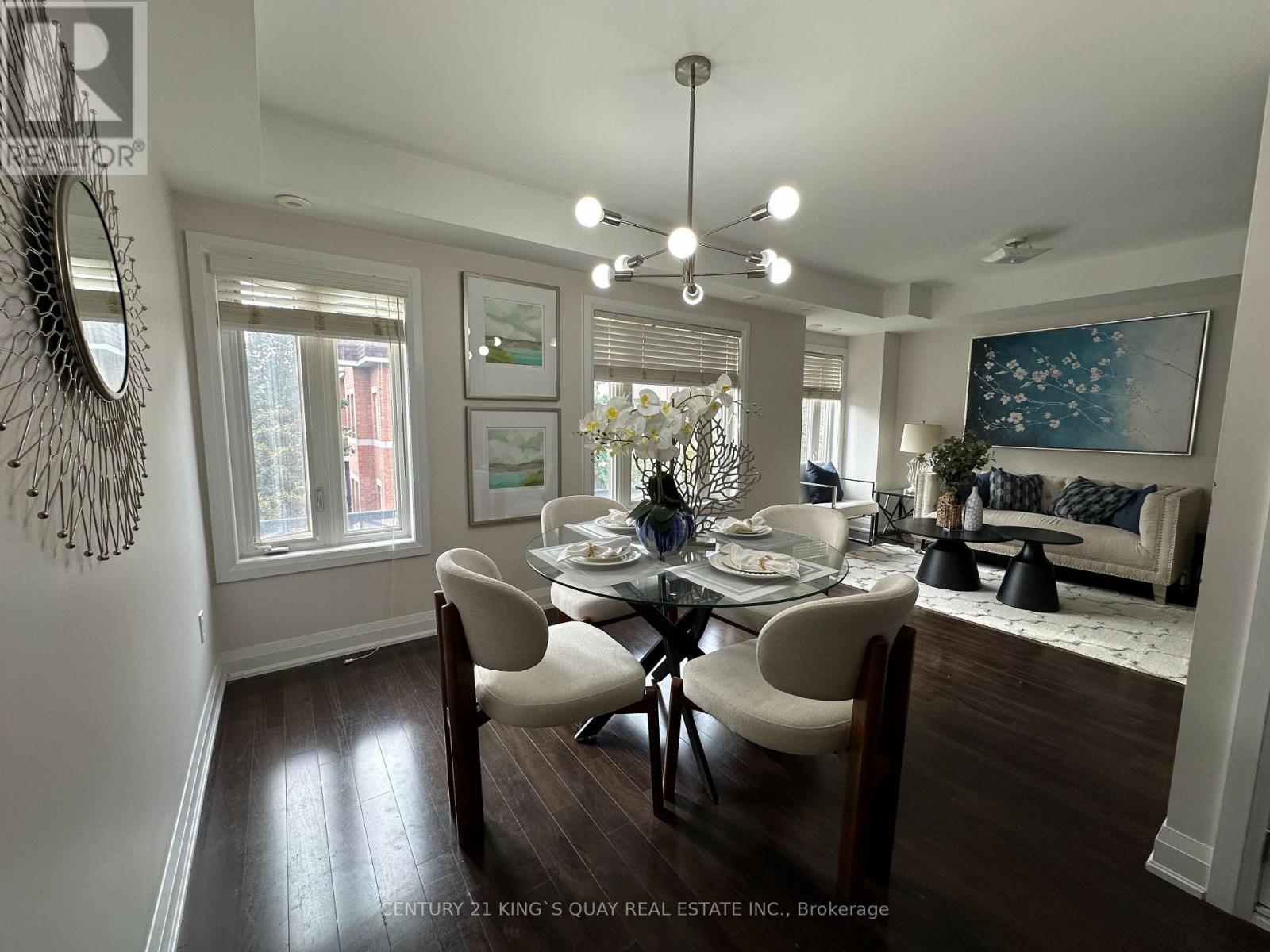 #241 318 JOHN STREET - 3