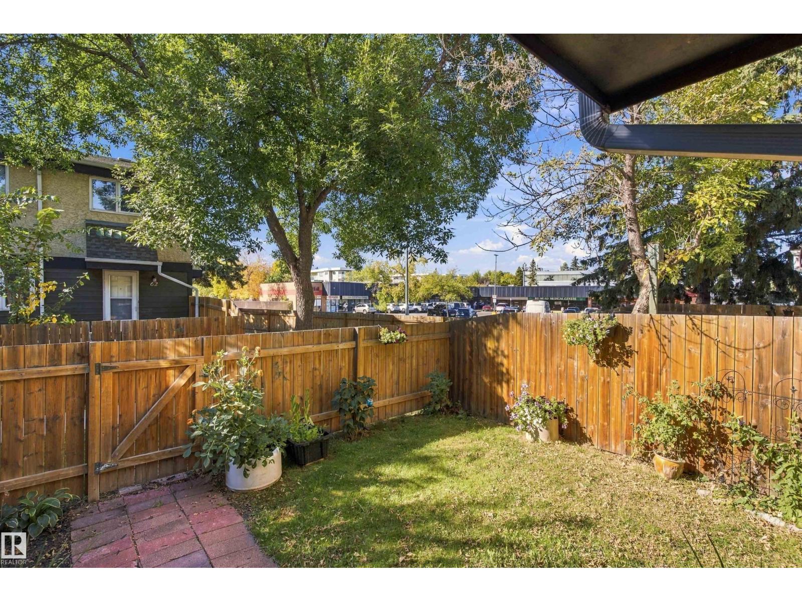 52 BELMEAD GARDENS GD NW - 35