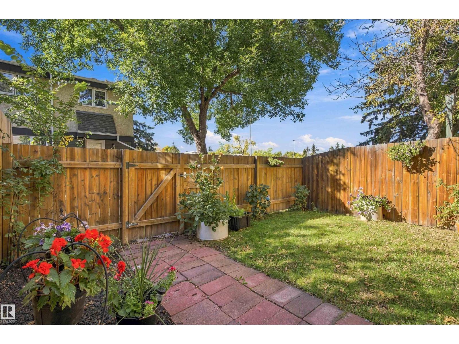 52 BELMEAD GARDENS GD NW - 36