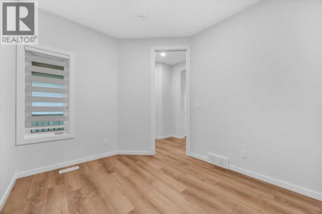 75 Versant Rise SW - Image 15