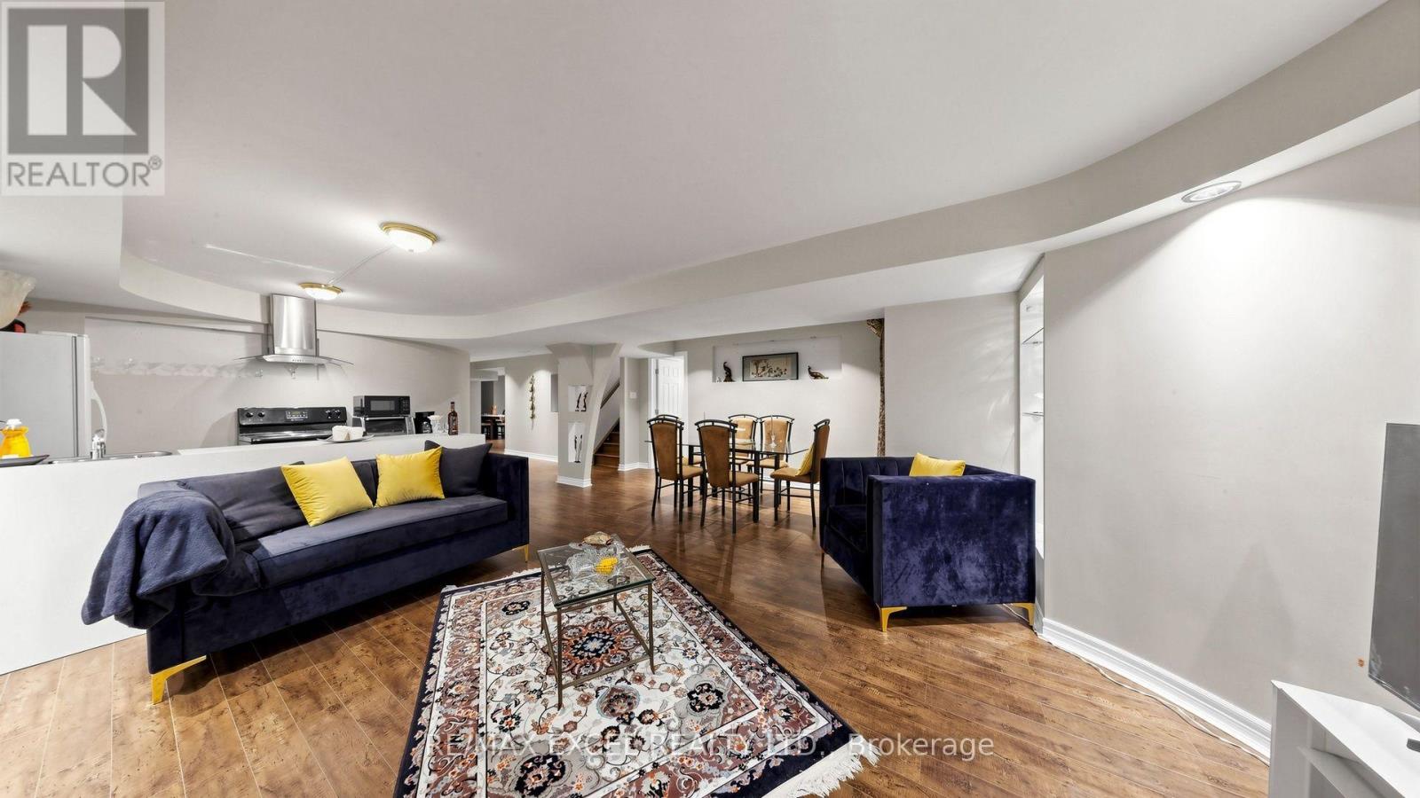 651 VIA ROMANO BOULEVARD - 35