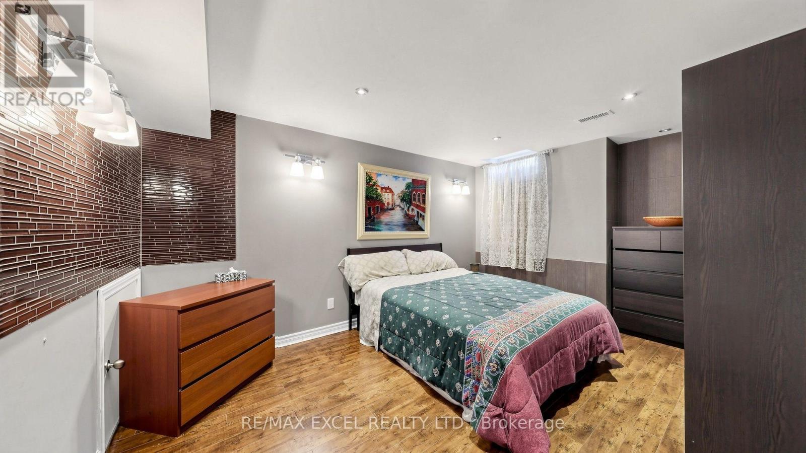 651 VIA ROMANO BOULEVARD - 42
