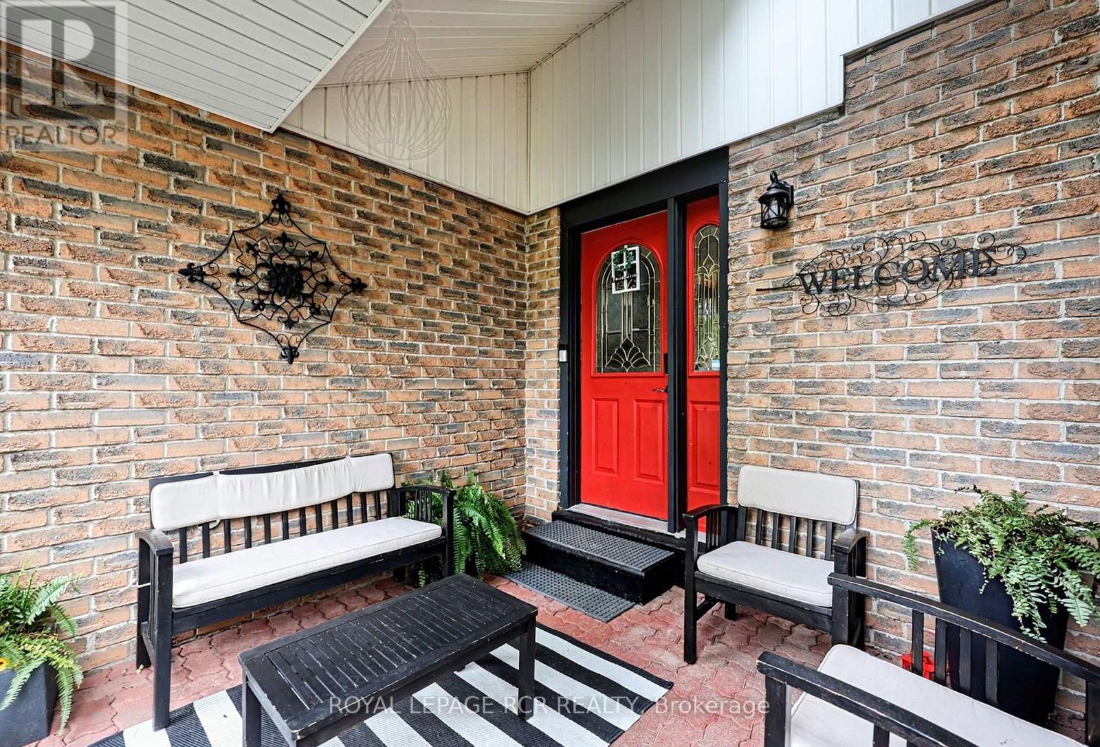 169 MACKENZIE STREET - 3