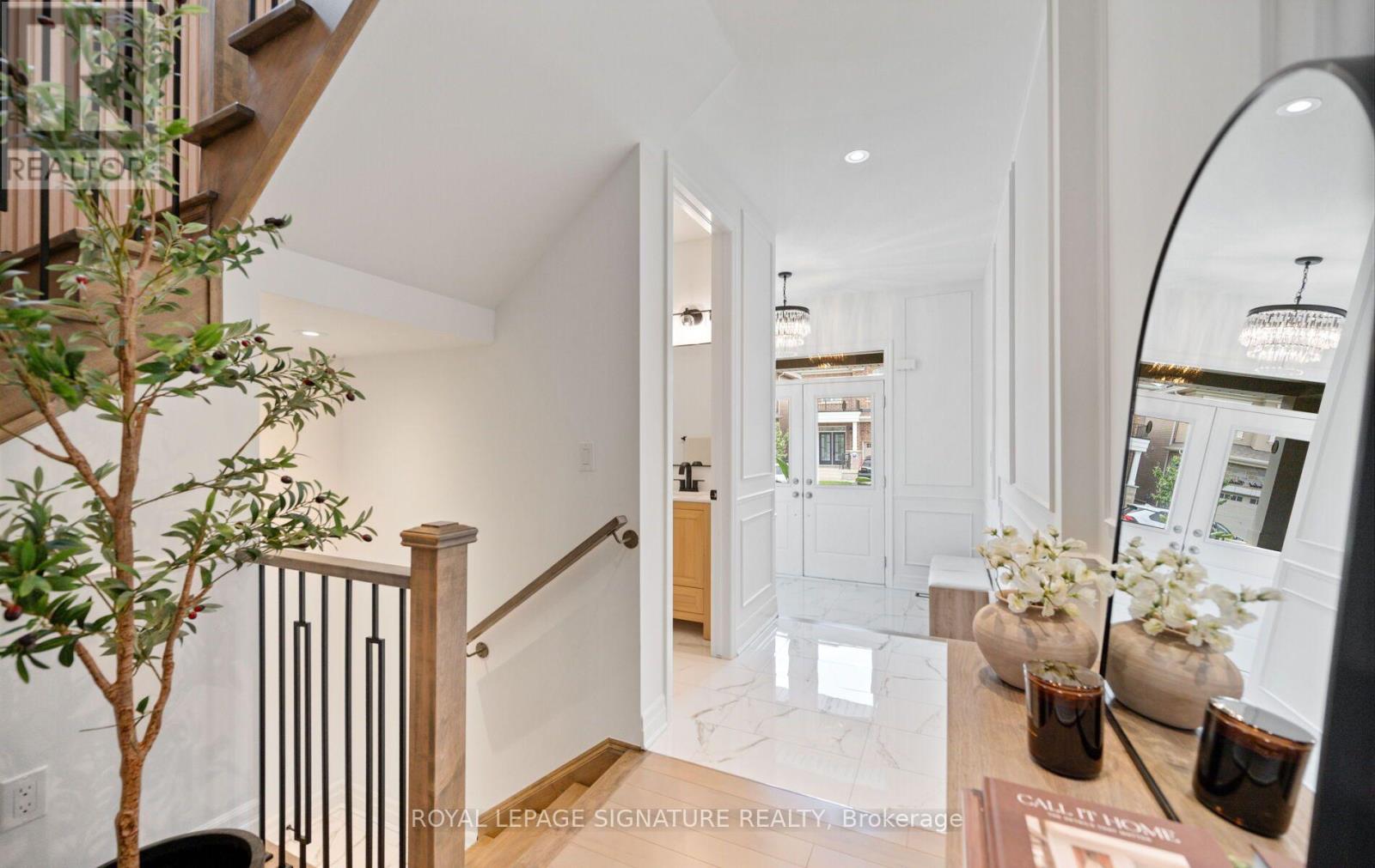 479 VIOLET GATE - 3