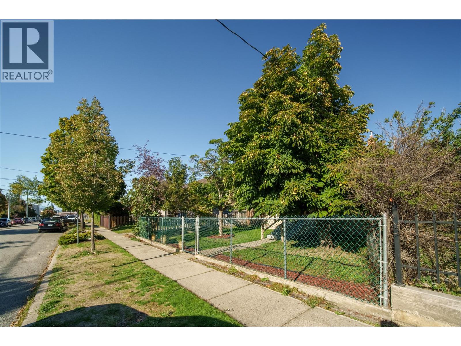574 Van Horne Street, Penticton