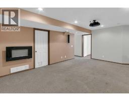 120 Gleneagles Terrace, Cochrane, AB T4C1W6 Photo 32