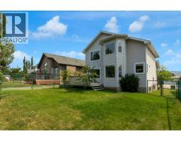 120 Gleneagles Terrace, Cochrane, AB T4C1W6 Photo 42