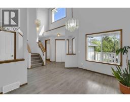 Living room - 120 Gleneagles Terrace, Cochrane, AB T4C1W6 Photo 6