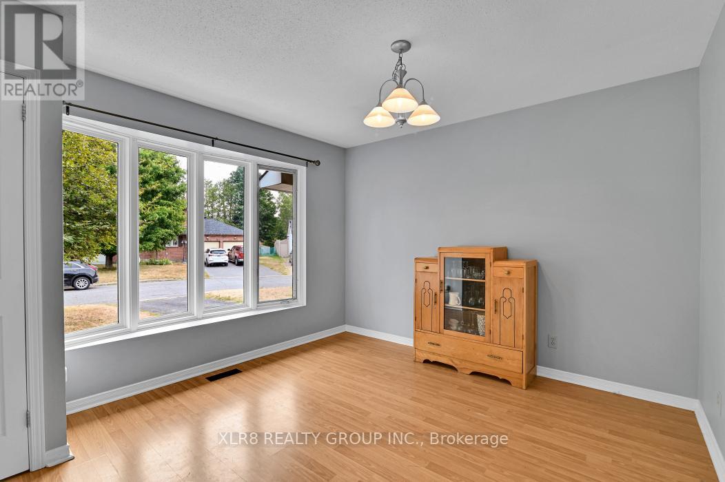 12 JOHN SIDNEY CRESCENT, Ottawa — photo 7