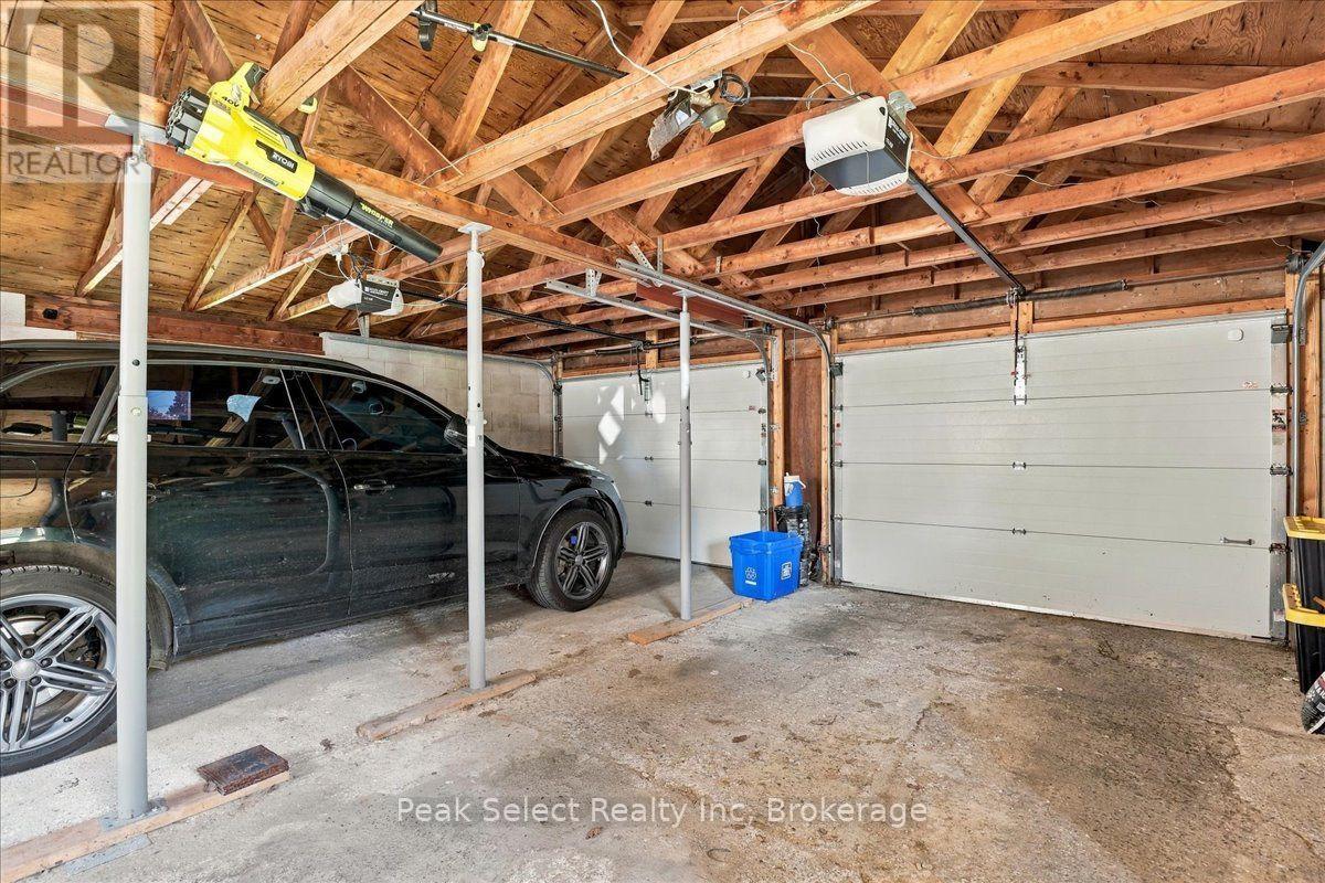 207 BYRON STREET - Image 46