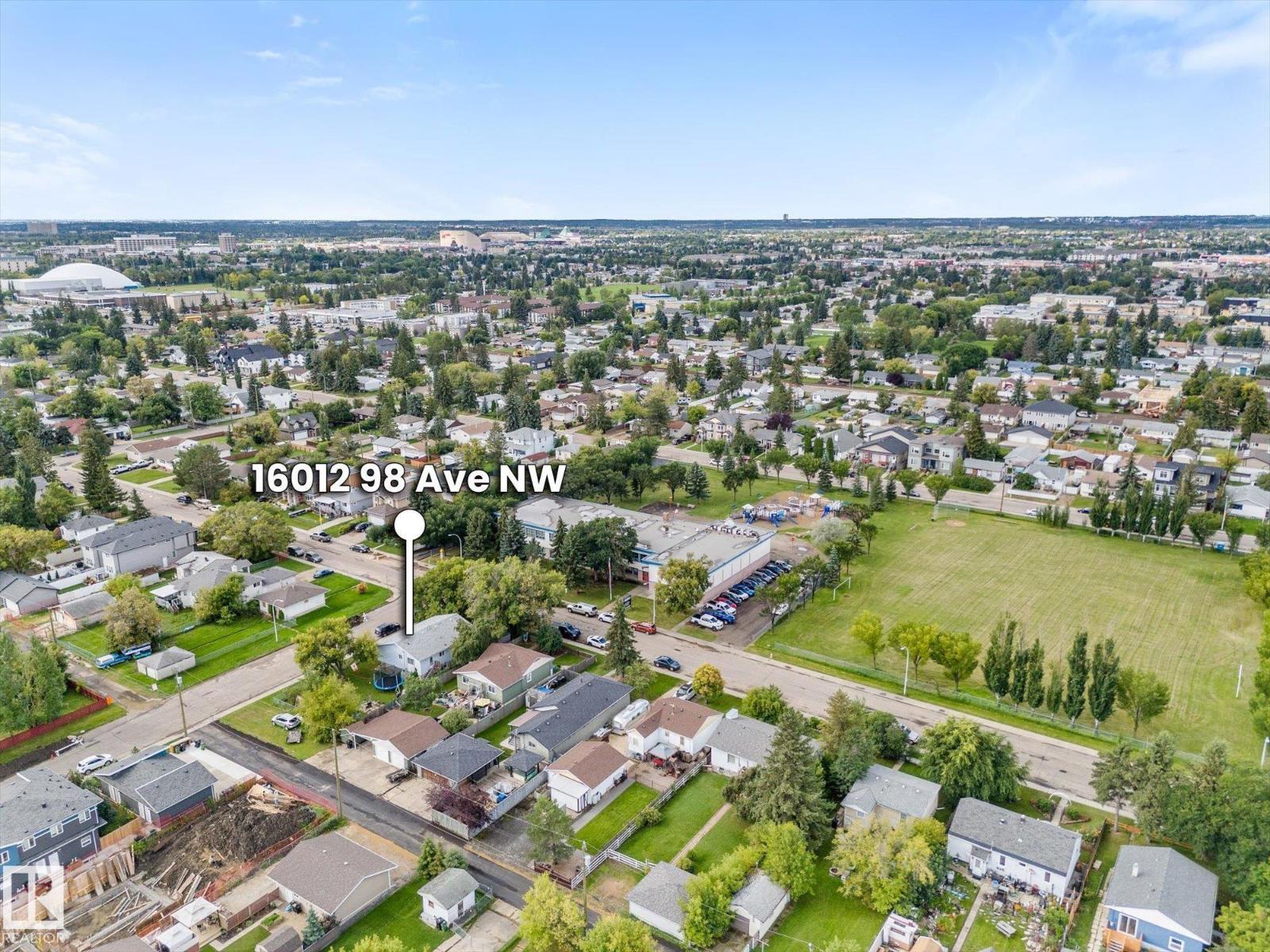 16012 98 Av NW photo 4 — MLS® E4509599