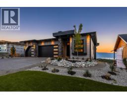  17567 Dickinson Place, Summerland