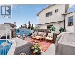 70 Pasadena Gardens NE - photo 37
