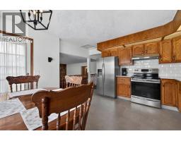 70 Pasadena Gardens NE - photo 13