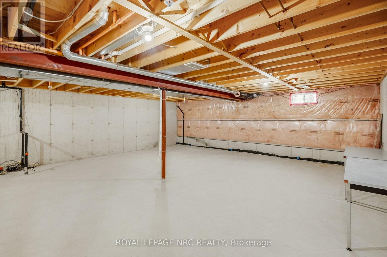8 BLUEGRASS CRESCENT - Image 21