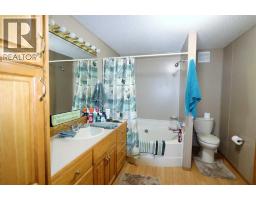 430021 Range Road 232, Rural Ponoka County, AB T4J1R1 Photo 10