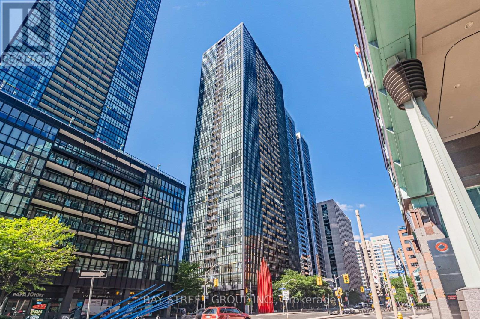 #1507 110 CHARLES STREET E - 37