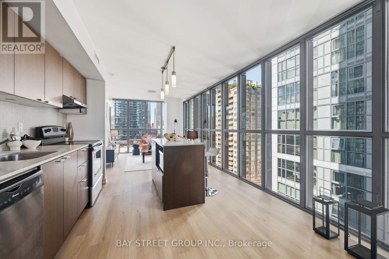 #1507 110 CHARLES STREET E - 9