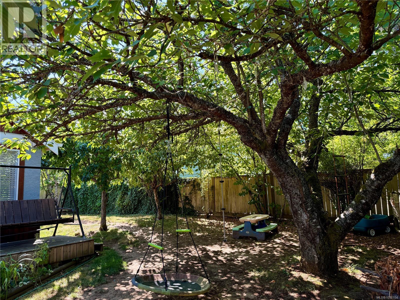 4021 8th Ave - Image 9