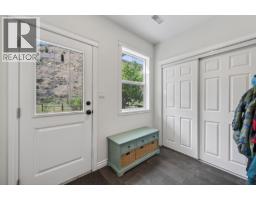 Family room - 1260 Thompson Court, Kamloops, BC V0K2J0 Photo 6