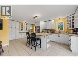 Pantry - 1260 Thompson Court, Kamloops, BC V0K2J0 Photo 9