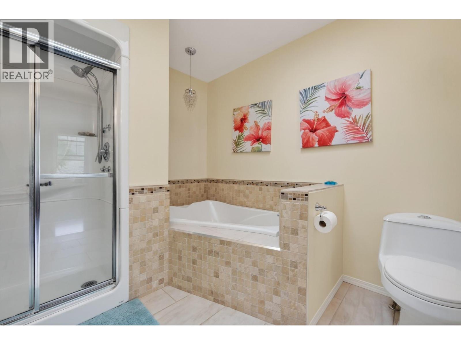 1260 Thompson Court - Image 38