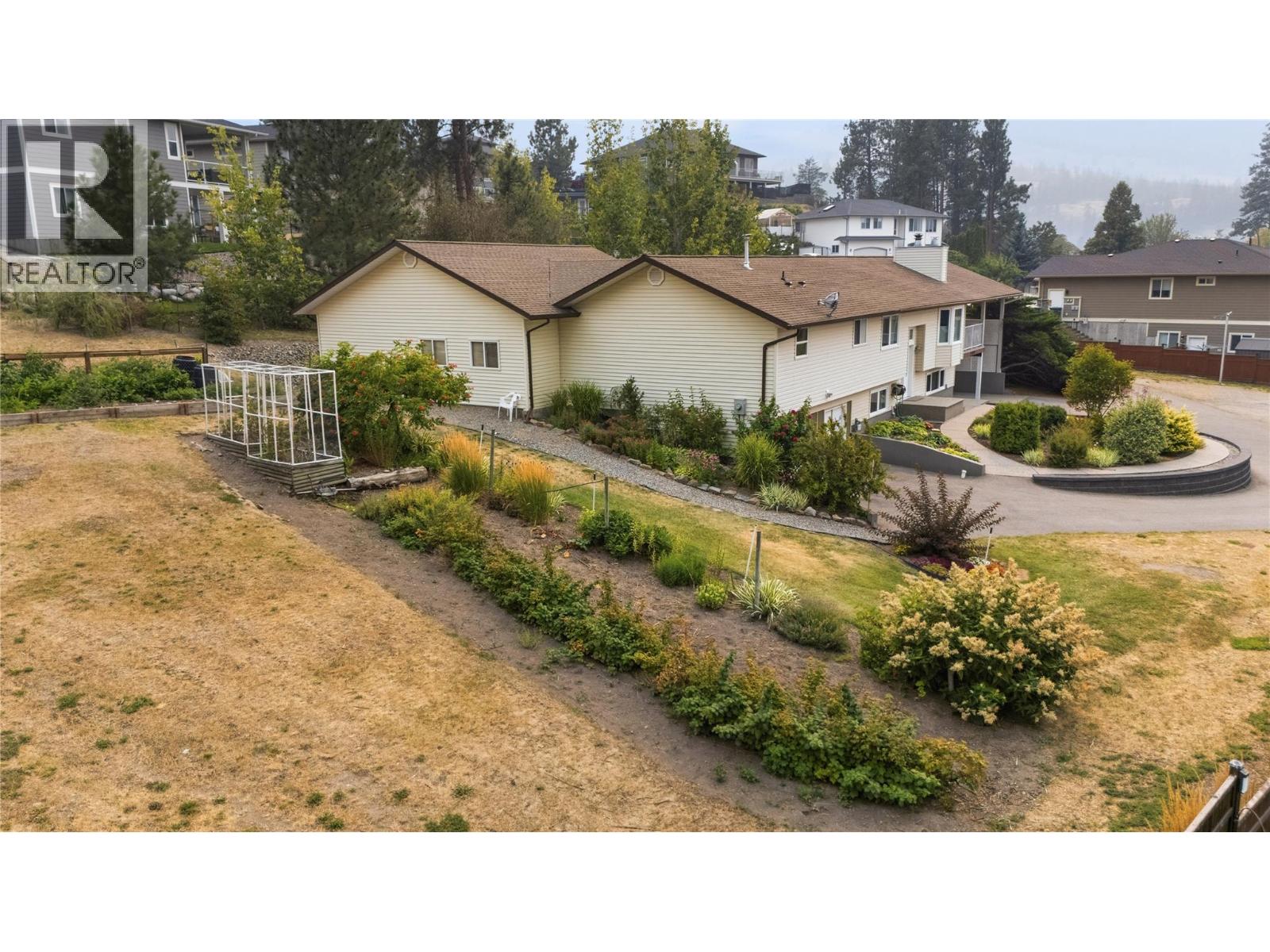 9181 Alder Street - 5