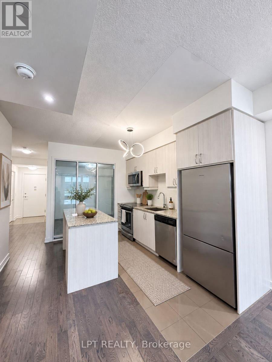 613 - 9191 YONGE STREET, Richmond Hill (Langstaff)