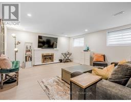 883 Francis Road, Burlington, ON L7T3Y3 Photo 10