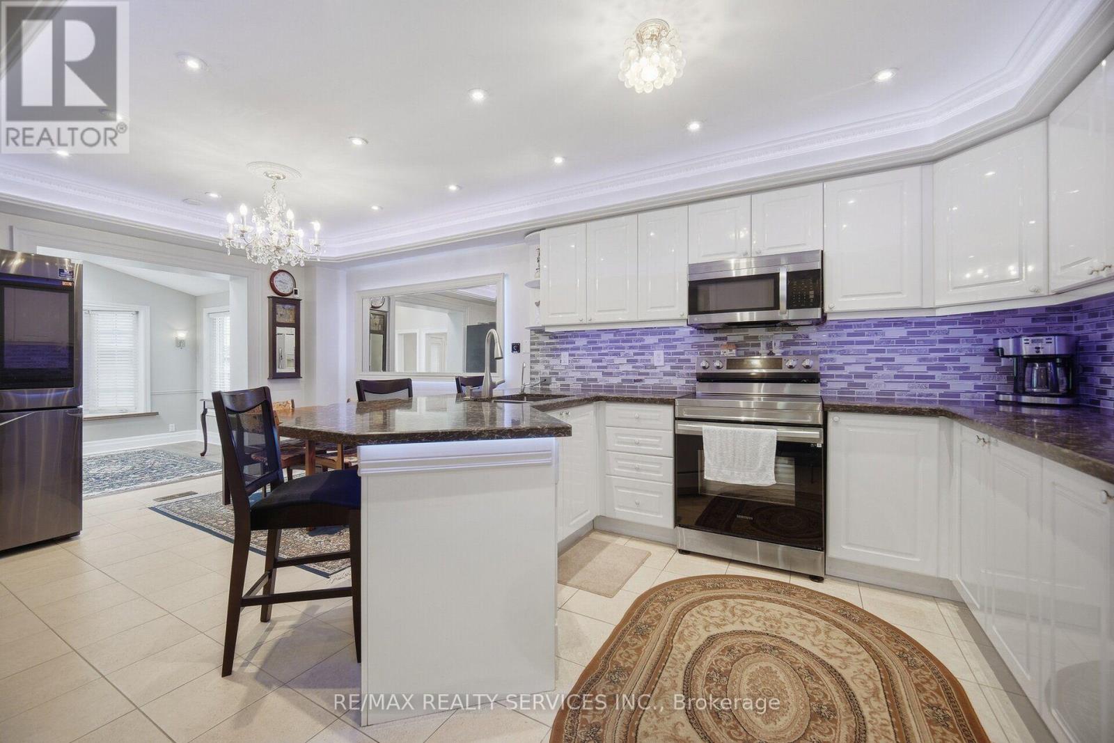 8 RIVERBANK ROAD - Image 13