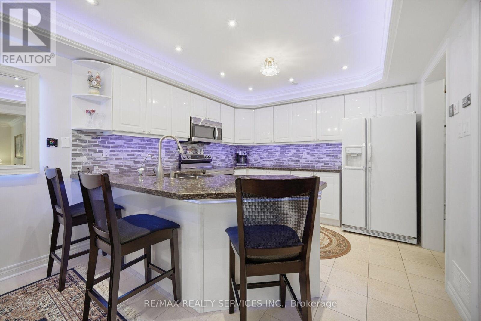 8 RIVERBANK ROAD - Image 14