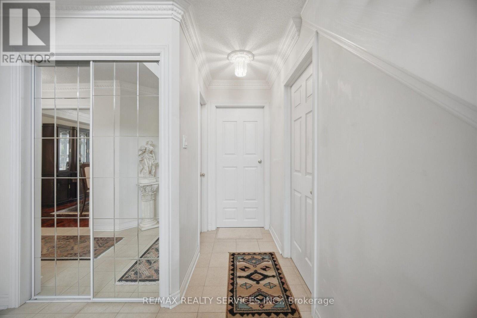 8 RIVERBANK ROAD - Image 22