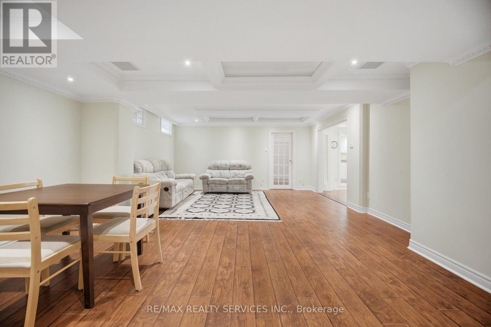 8 RIVERBANK ROAD - Image 37